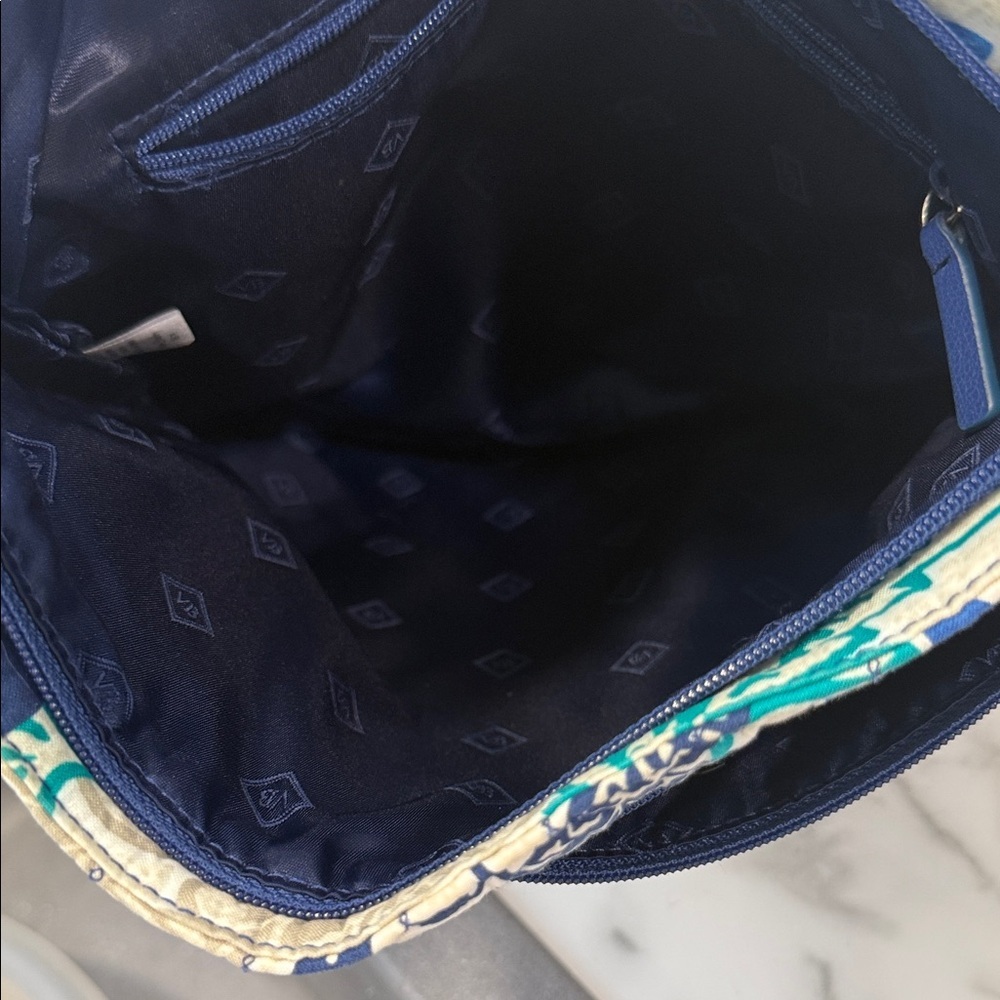 Vera Bradley retired pattern hipster crossbody bag in the Santiago design - Picture 7 of 10